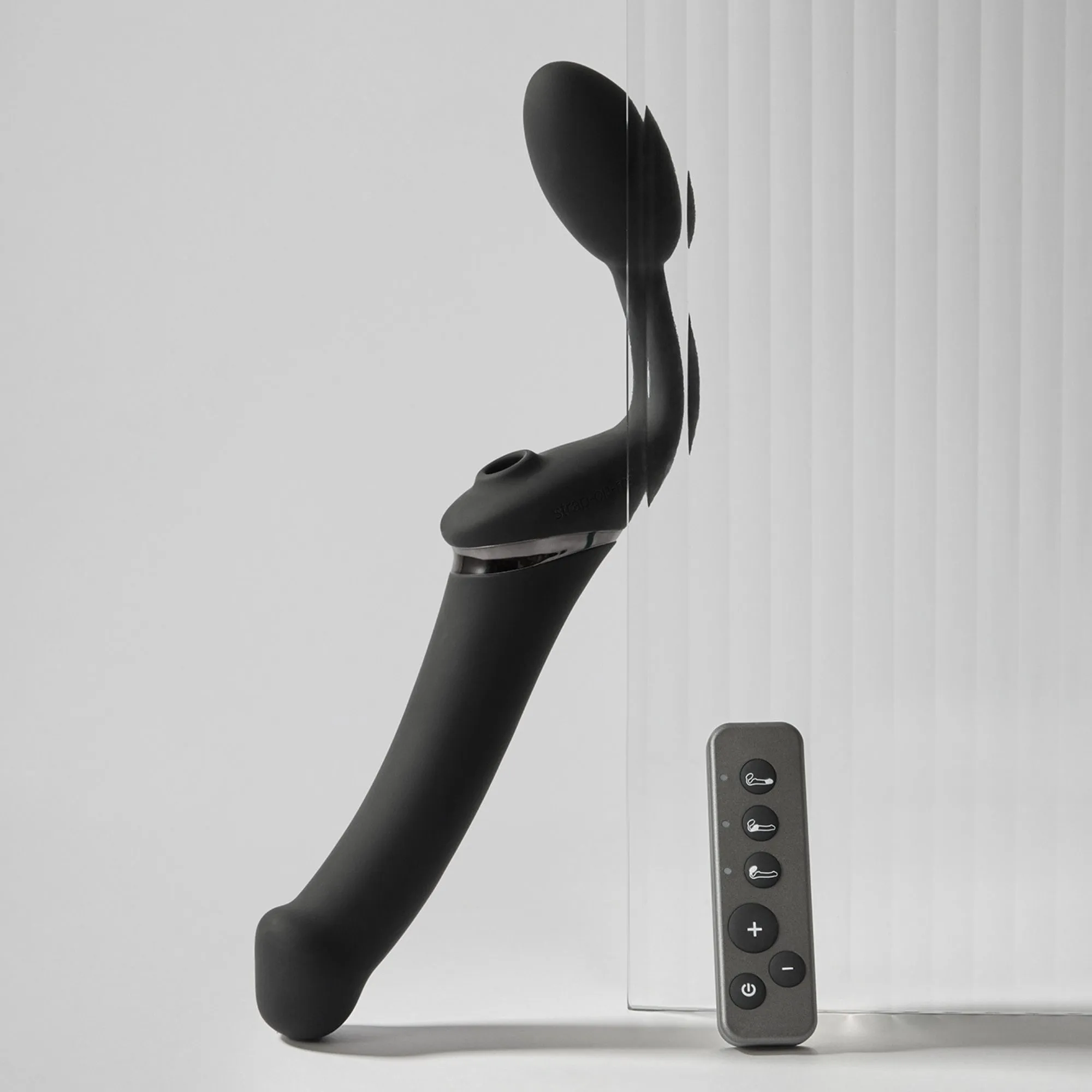 Strap-on Multi Orgasm Télécommandé 3 moteurs - Gode à moteur - Image 15