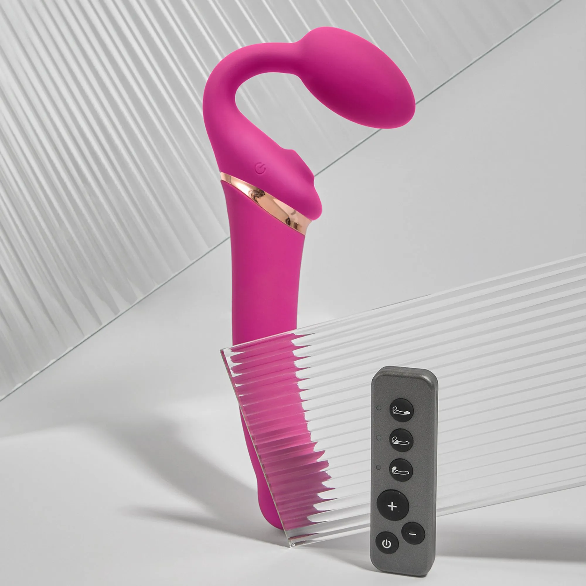 Strap-on Multi Orgasm Télécommandé 3 moteurs - Gode à moteur - Image 8